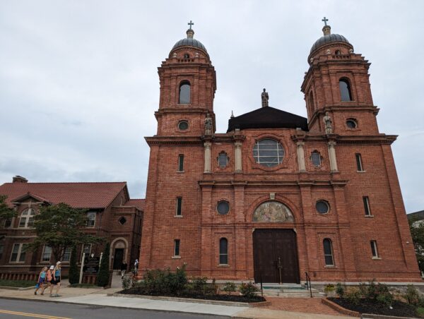 Asheville Scavenger Hunt Walking Tour - Image 7
