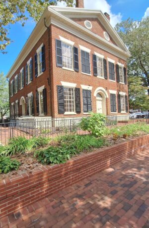 Dahlonega Scavenger Hunt Walking Tour