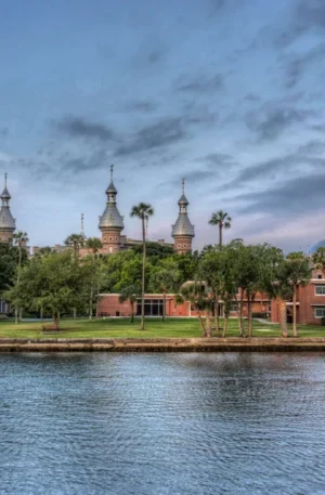Tampa Scavenger Hunt Walking Tour