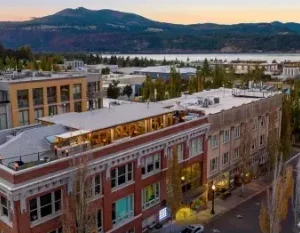 Hood River OR aerial view.webp in Hood River Scavenger Hunt, OR
