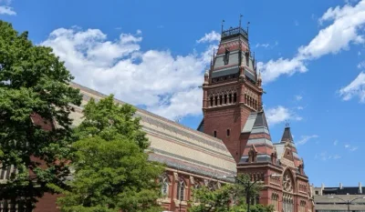 Cambridge: Harvard Scavenger Hunt