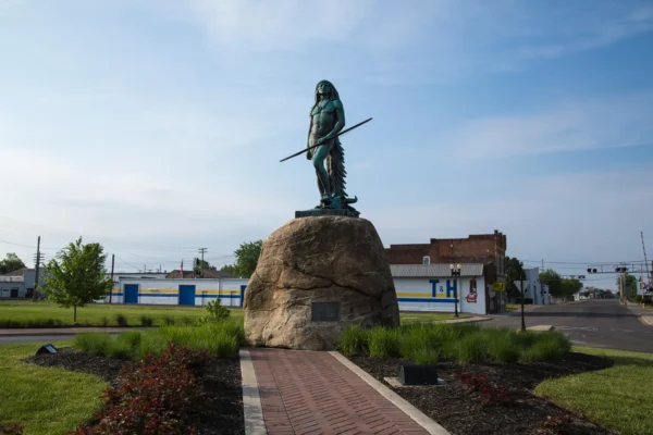 Passing of the Buffalo on Walnut Street Muncie.jpg in Muncie Scavenger Hunt, IN