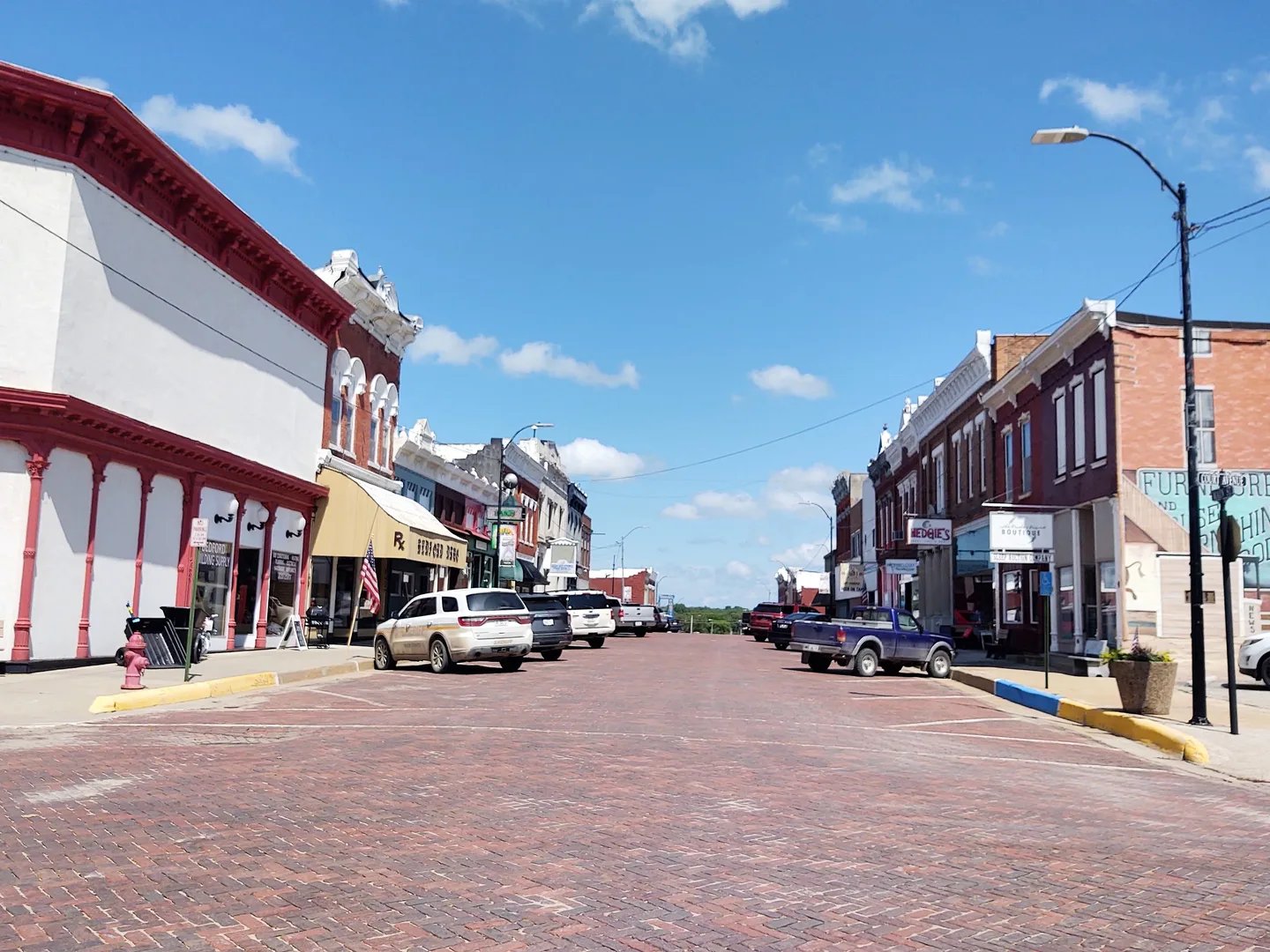 Downtown in Bedford, Iowa.jpg in Bedford Scavenger Hunt