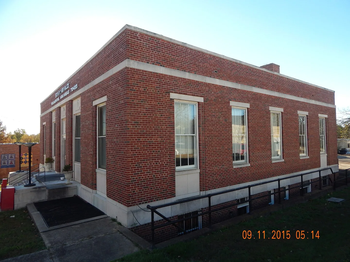 The old Pocahontas Post Office, now the office of the Pocahontas Star Herald.JPG in Pocahontas Scavenger Hunt, AR