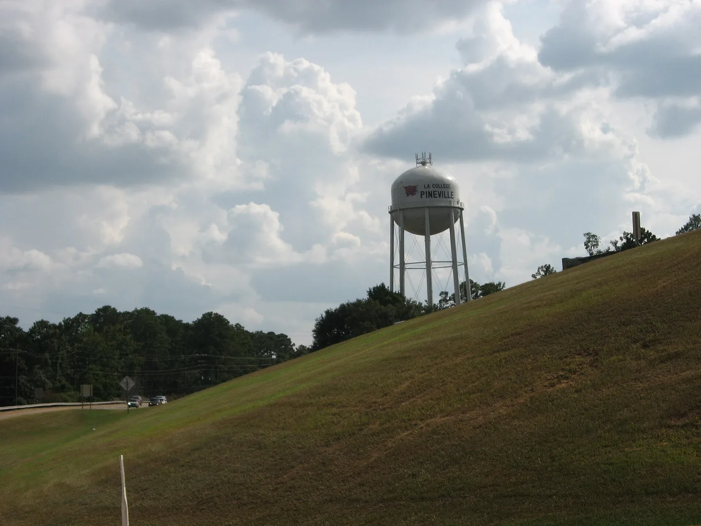 Pineville, Louisiana Water tower.jpg in Pineville Scavenger Hunt, LA