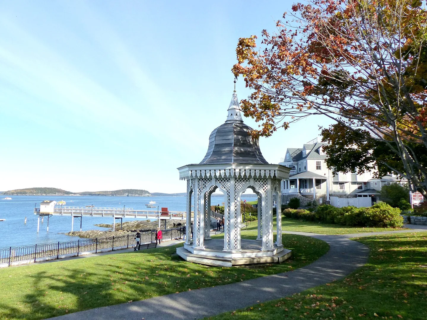 Bar Harbor – Maine – USA - Bar Harbor Inn ^ Spa - panoramio (3).jpg in Bar Harbor Scavenger Hunt, ME