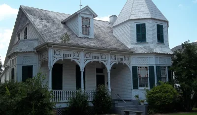 Residence in Donaldsonville Scavenger Hunt, LA