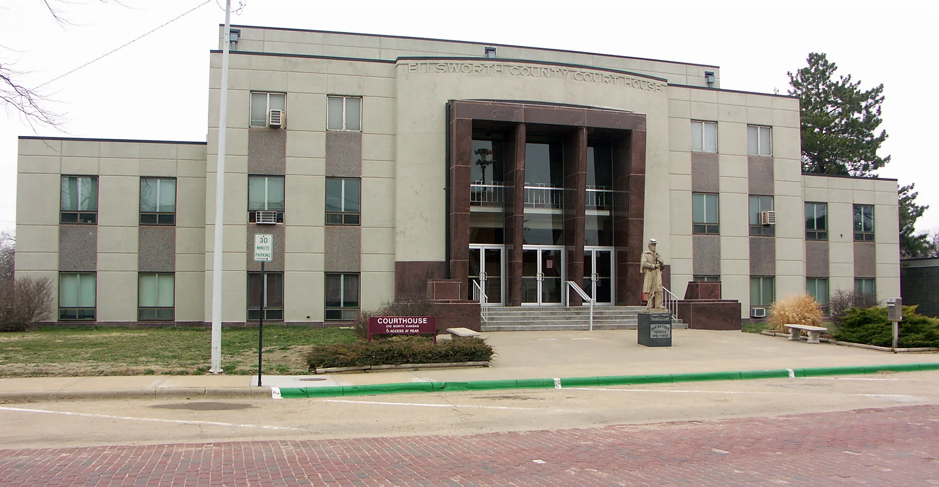 Ellsworth County Court House, Ellsworth, Kansas.jpg in Ellsworth Scavenger Hunt, KS